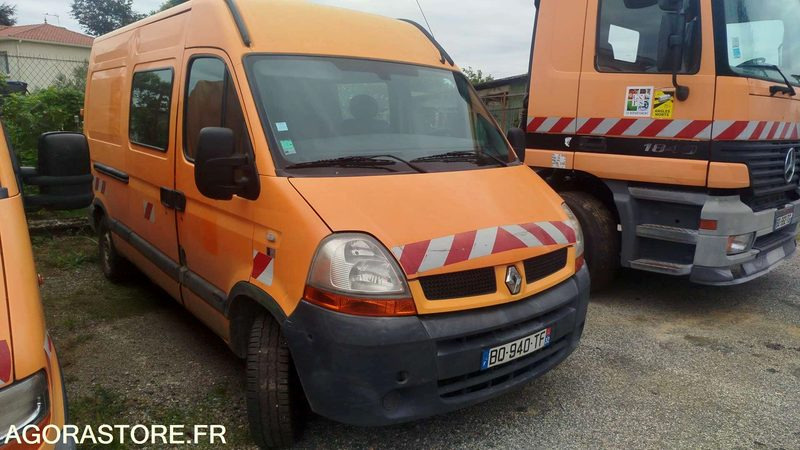 Renault Master 2004 - BQ-940-TF - 299292km - Fourgon utilitaire: photos 2 Renault Master 2004 - BQ-940-TF - 299292km - Fourgon utilitaire: photos 2