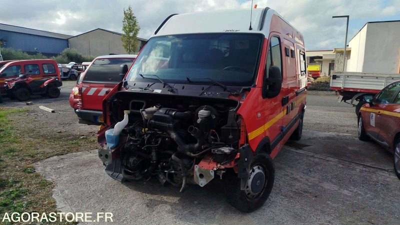Renault Master - 2005 - EP649CL - Fourgon utilitaire: photos 2 Renault Master - 2005 - EP649CL - Fourgon utilitaire: photos 2