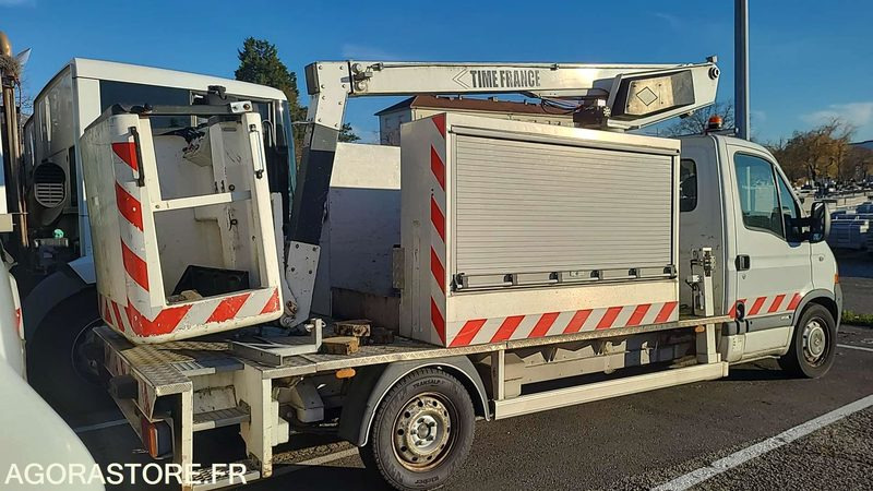 Renault Master - 2010 - 133446kms - AH275HD - Fourgon utilitaire: photos 2 Renault Master - 2010 - 133446kms - AH275HD - Fourgon utilitaire: photos 2