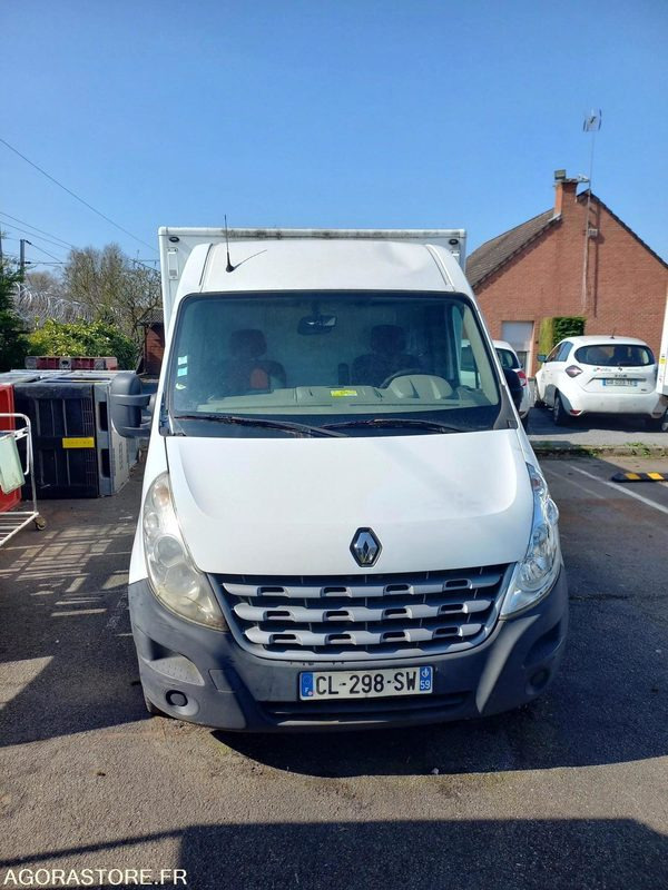 Renault Master 2012 434000 KMS non roulant, carte grise originale absente - Fourgon utilitaire: photos 2 Renault Master 2012 434000 KMS non roulant, carte grise originale absente - Fourgon utilitaire: photos 2