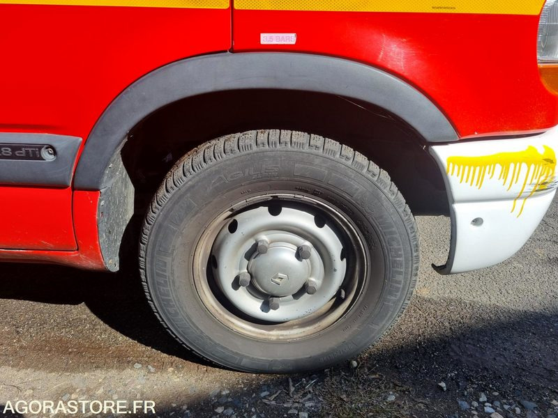 Renault Master L2H2 - CW 139 PC - 2000 - Fourgon utilitaire: photos 5 Renault Master L2H2 - CW 139 PC - 2000 - Fourgon utilitaire: photos 5