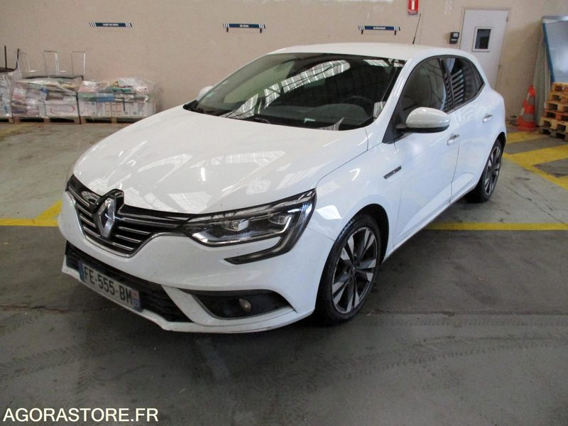 Renault Megane 4 - 2019 - 157992 kms - Voiture: photos 1 Renault Megane 4 - 2019 - 157992 kms - Voiture: photos 1