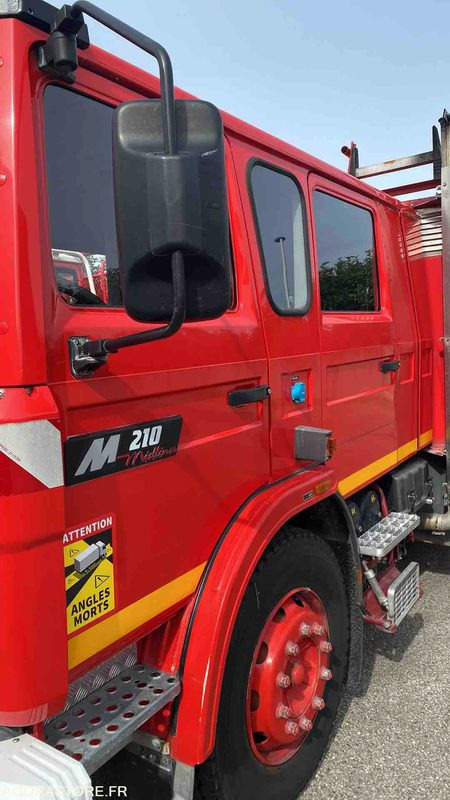 Renault Midliner 210 - Camion de pompier: photos 4 Renault Midliner 210 - Camion de pompier: photos 4