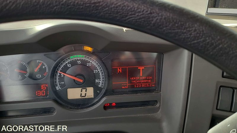 Renault Midlum 300 - 2010 - 123803kms - BB924KE - Utilitaire benne: photos 5 Renault Midlum 300 - 2010 - 123803kms - BB924KE - Utilitaire benne: photos 5