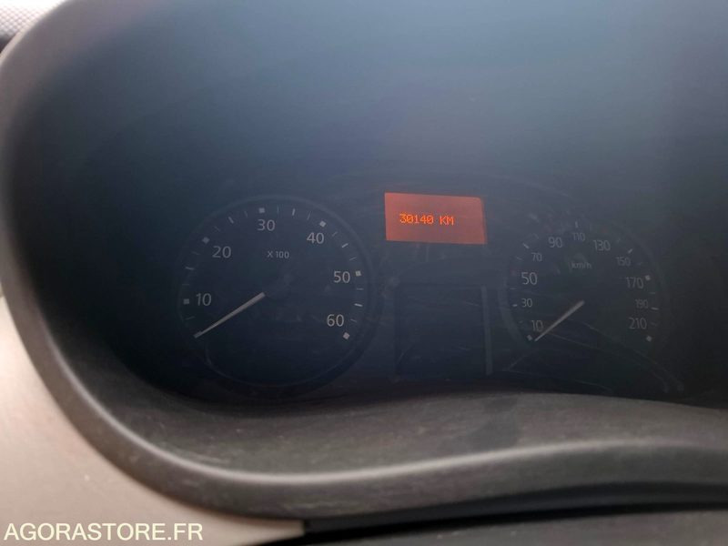 Renault Trafic 2012 - 30140 KMS vente professionnel et particulier - Fourgon utilitaire: photos 5 Renault Trafic 2012 - 30140 KMS vente professionnel et particulier - Fourgon utilitaire: photos 5