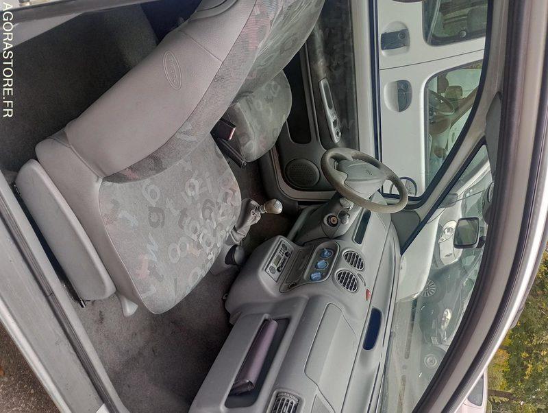 Renault Twingo 2005 108501kms - Voiture: photos 4 Renault Twingo 2005 108501kms - Voiture: photos 4