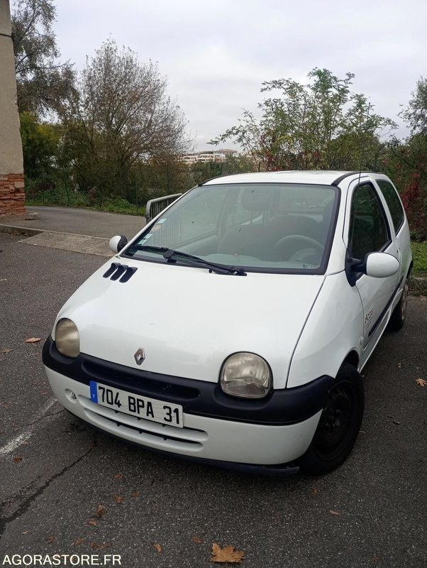 Renault Twingo 2005 108501kms - Voiture: photos 1 Renault Twingo 2005 108501kms - Voiture: photos 1