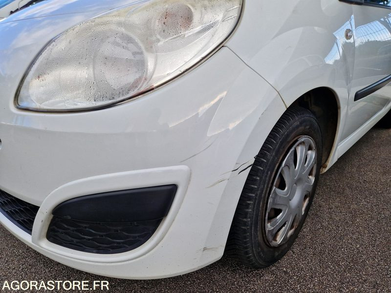 Renault Twingo - 2008 - 123051 - 639AMB29 - Voiture: photos 2 Renault Twingo - 2008 - 123051 - 639AMB29 - Voiture: photos 2