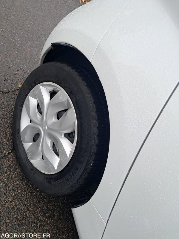 Renault ZOE EK-534-WH - Voiture: photos 4 Renault ZOE EK-534-WH - Voiture: photos 4