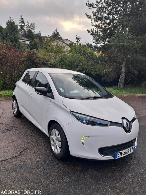 Renault ZOE EM-365-YT - Voiture: photos 2 Renault ZOE EM-365-YT - Voiture: photos 2