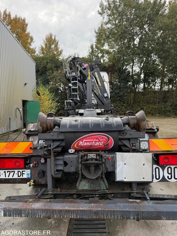 Camion ampliroll Renault porteur C460 Ampliroll Grue 6x2 remorquant: photos 10 Camion ampliroll Renault porteur C460 Ampliroll Grue 6x2 remorquant: photos 10