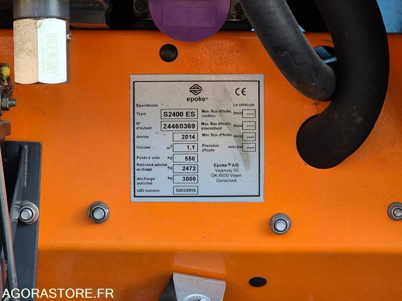 SALEUSE EPOKE S2400 ES 2014 AVEC MOTEUR AUXILIAIRE - Matériel de jardinage: photos 2 SALEUSE EPOKE S2400 ES 2014 AVEC MOTEUR AUXILIAIRE - Matériel de jardinage: photos 2