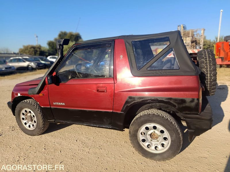 SUZUKI VITARA JLX - 1993 - 95350KMS - SUV: photos 5 SUZUKI VITARA JLX - 1993 - 95350KMS - SUV: photos 5
