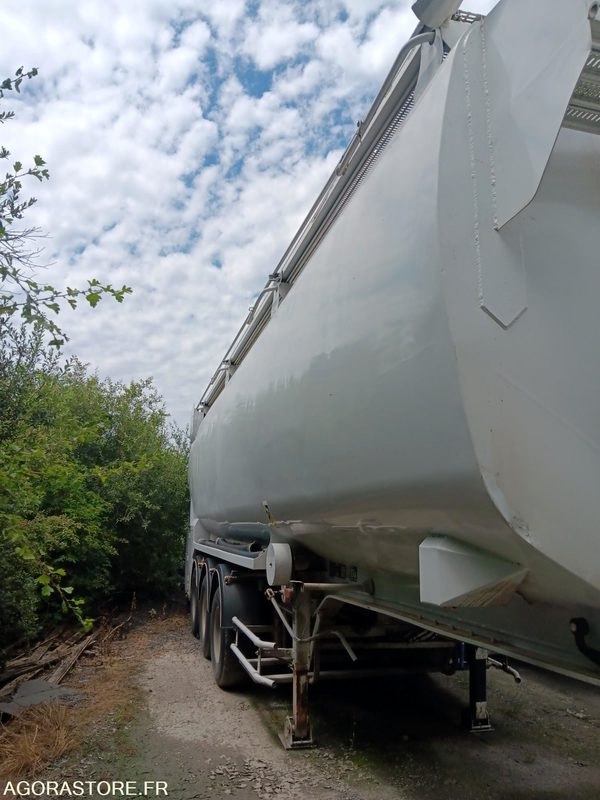 Semi-remorque citerne alimentaire GENERAL TRAILERS - 2003 (31323) - Semi-remorque: photos 2 Semi-remorque citerne alimentaire GENERAL TRAILERS - 2003 (31323) - Semi-remorque: photos 2