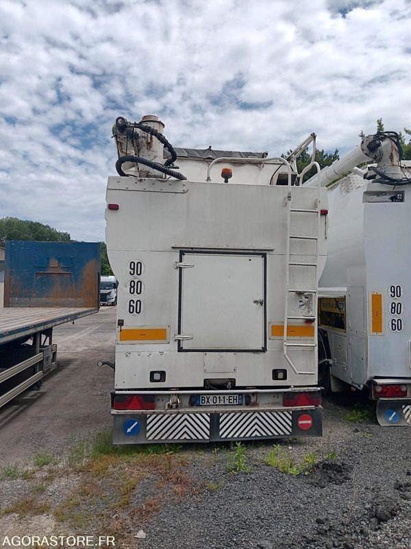 Semi-remorque citerne vrac DESOT - 2003 (31319) - Semi-remorque: photos 4 Semi-remorque citerne vrac DESOT - 2003 (31319) - Semi-remorque: photos 4