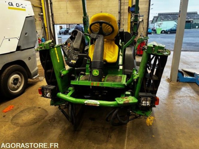 TONDEUSE HELICOIDALE JOHN DEERE 8400-ROULANTE-1521 HEURES. - Motofaucheuse: photos 3 TONDEUSE HELICOIDALE JOHN DEERE 8400-ROULANTE-1521 HEURES. - Motofaucheuse: photos 3