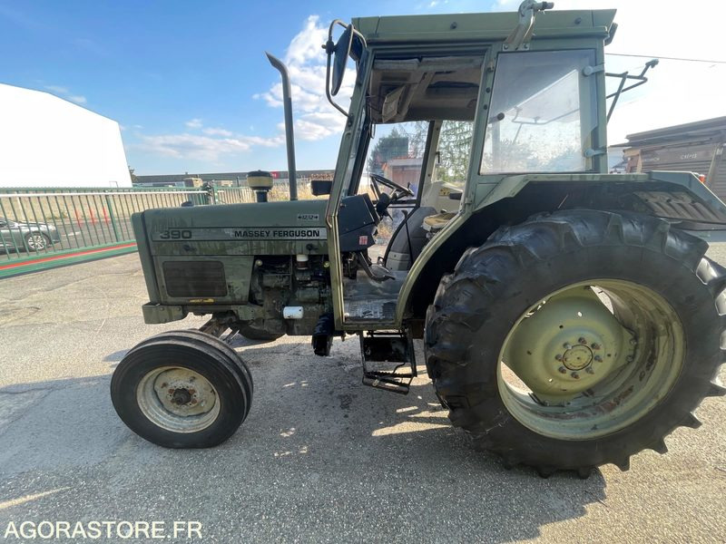 TRACTEUR AGRICOLE MASSEY FERGUSON - 1995 - 3223 HEURES - Tracteur agricole: photos 5 TRACTEUR AGRICOLE MASSEY FERGUSON - 1995 - 3223 HEURES - Tracteur agricole: photos 5
