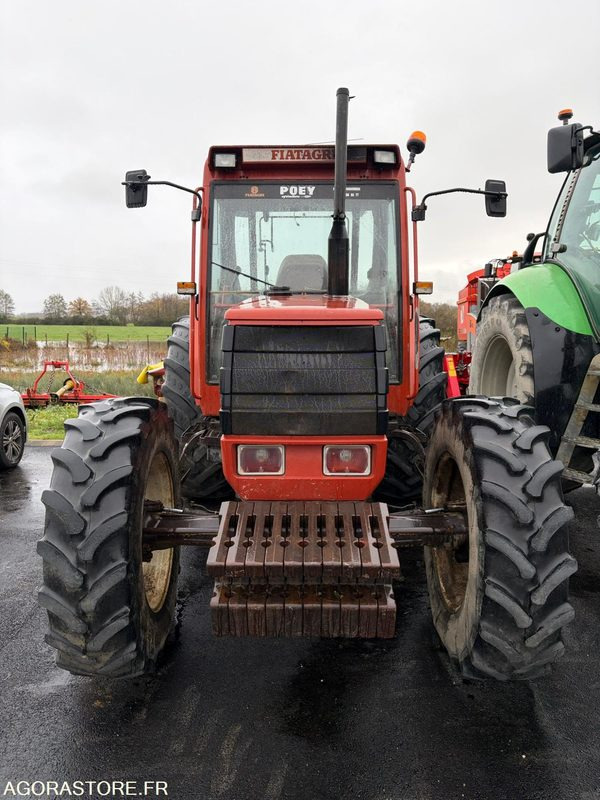 TRACTEUR FIATAGRI F100DT WINNER - 6400H - 1993 - Tracteur agricole: photos 2 TRACTEUR FIATAGRI F100DT WINNER - 6400H - 1993 - Tracteur agricole: photos 2