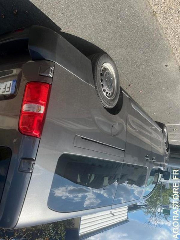 TTC / 0% TVA - MINIBUS CITROEN JUMPY SPACETOURER 1.5L BHDI - 4 portes - 2019 - Minibus, Transport de personnes: photos 3 TTC / 0% TVA - MINIBUS CITROEN JUMPY SPACETOURER 1.5L BHDI - 4 portes - 2019 - Minibus, Transport de personnes: photos 3