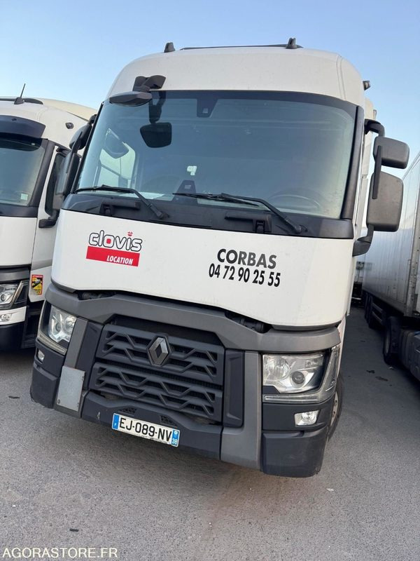 Renault T480 - 608 045 KM - 2017 - Tracteur routier: photos 1 Renault T480 - 608 045 KM - 2017 - Tracteur routier: photos 1