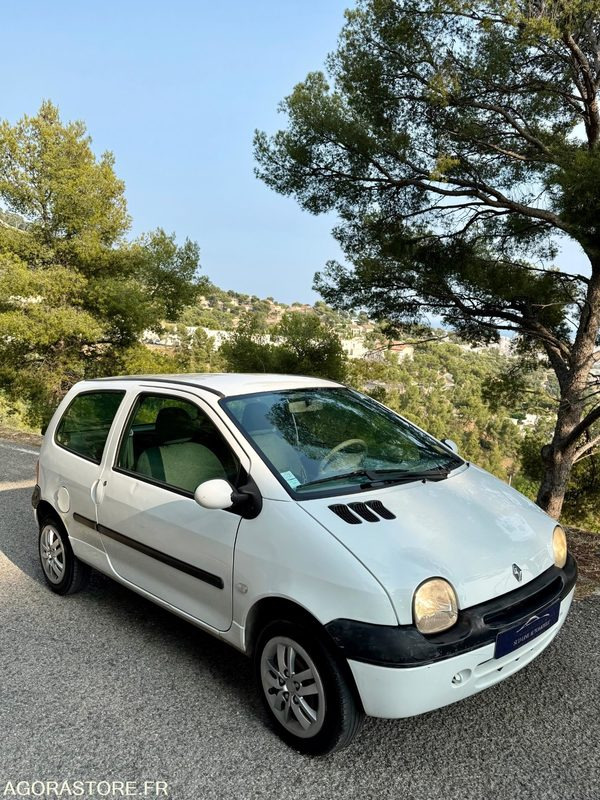 Twingo 1.2 Expression - 2003 - Voiture: photos 5 Twingo 1.2 Expression - 2003 - Voiture: photos 5