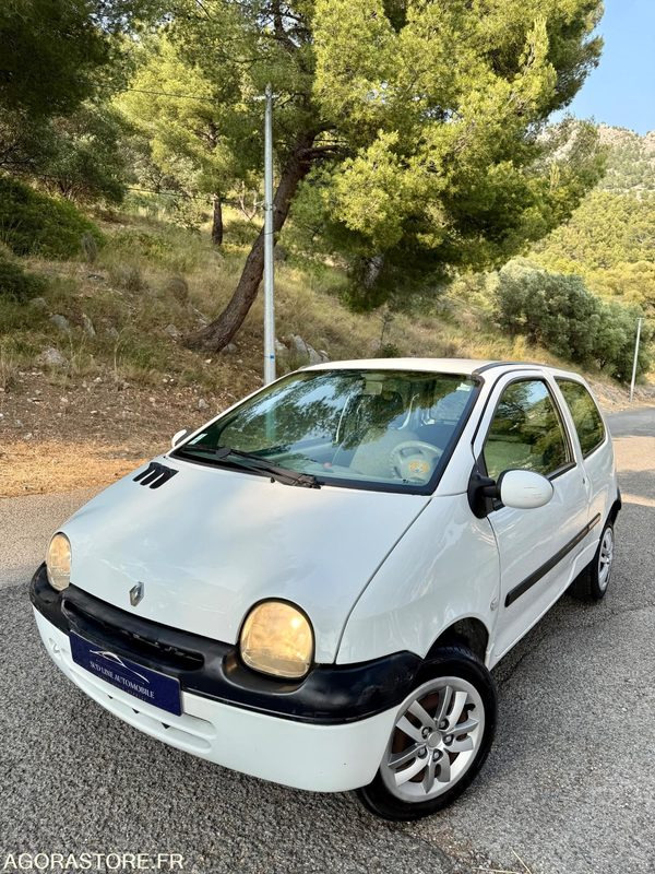 Twingo 1.2 Expression - 2003 - Voiture: photos 1 Twingo 1.2 Expression - 2003 - Voiture: photos 1