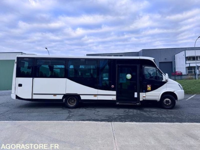 VEHIXEL - APTINEO - 2011 / 351000 KM - BX623BA (11911) - Minibus, Transport de personnes: photos 2 VEHIXEL - APTINEO - 2011 / 351000 KM - BX623BA (11911) - Minibus, Transport de personnes: photos 2