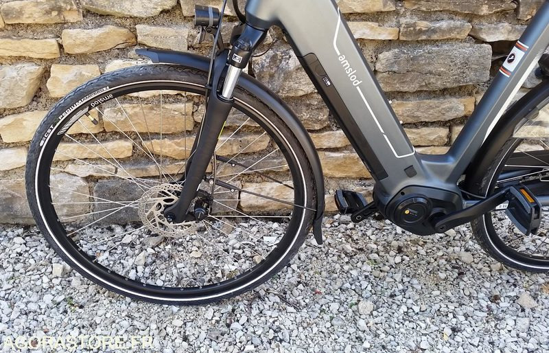 VELO ELECTRIQUE MARQUE AMSLOD TYPE BOSTON E-LV B-CHOICE NEUF MIXTE COMPLET - Motocyclette: photos 2 VELO ELECTRIQUE MARQUE AMSLOD TYPE BOSTON E-LV B-CHOICE NEUF MIXTE COMPLET - Motocyclette: photos 2