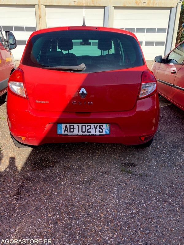 VL RENAULT CLIO3 AB102YS - Voiture: photos 1 VL RENAULT CLIO3 AB102YS - Voiture: photos 1