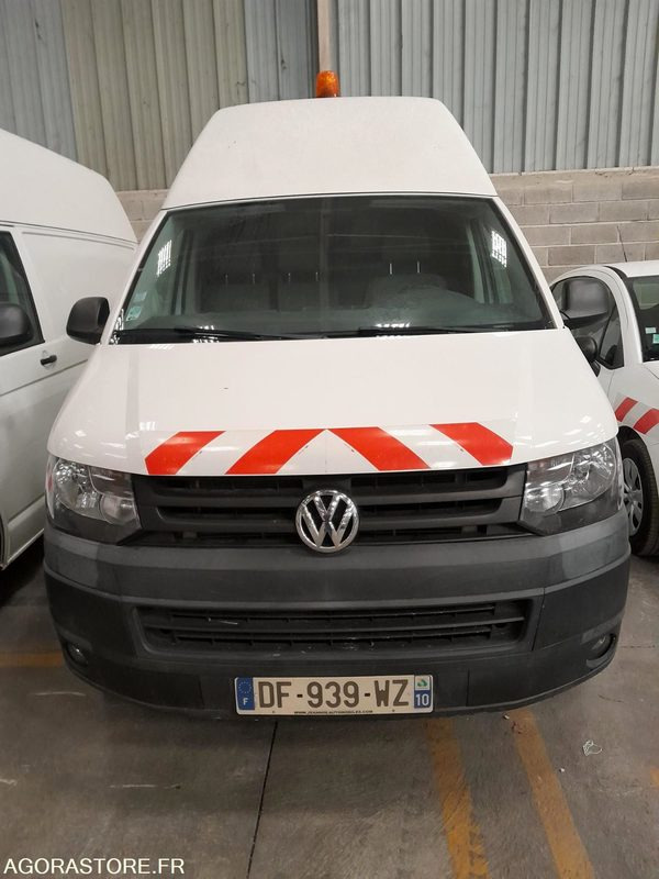 VW TRANSPORTER L2H3 4X4 DF-939-WZ - Fourgon utilitaire: photos 2 VW TRANSPORTER L2H3 4X4 DF-939-WZ - Fourgon utilitaire: photos 2