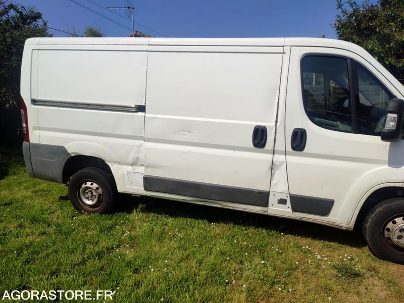 PEUGEOT BOXER - 98900km - 2008 - Véhicule utilitaire: photos 2 PEUGEOT BOXER - 98900km - 2008 - Véhicule utilitaire: photos 2