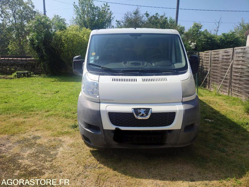 PEUGEOT BOXER - 98900km - 2008 - Véhicule utilitaire: photos 1 PEUGEOT BOXER - 98900km - 2008 - Véhicule utilitaire: photos 1
