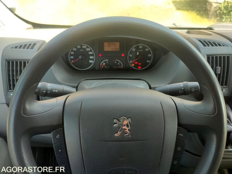 PEUGEOT BOXER - 98900km - 2008 - Véhicule utilitaire: photos 4 PEUGEOT BOXER - 98900km - 2008 - Véhicule utilitaire: photos 4