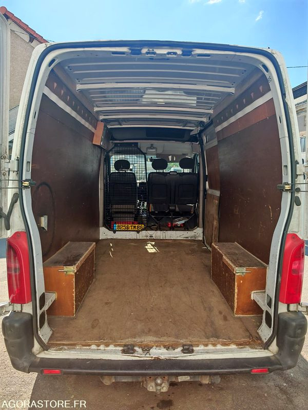 Renault Master - Véhicule utilitaire: photos 4 Renault Master - Véhicule utilitaire: photos 4