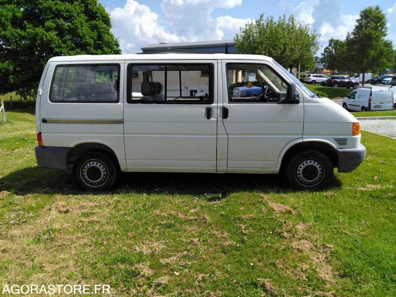 Volkswagen combi transporteur en l'état - Minibus, Transport de personnes: photos 3 Volkswagen combi transporteur en l'état - Minibus, Transport de personnes: photos 3