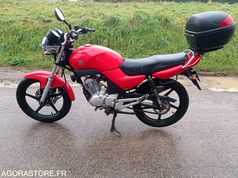 Yamaha YBR 125 injection - 2006 - 30800KM - CT OK - CG OK - Motocyclette: photos 2 Yamaha YBR 125 injection - 2006 - 30800KM - CT OK - CG OK - Motocyclette: photos 2