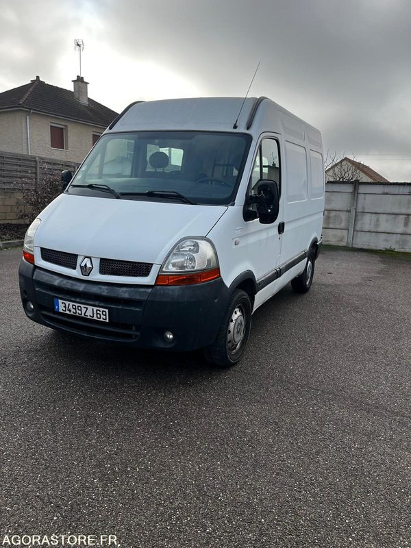 Renault master 2.5 dci 2004 251000km - Fourgon utilitaire: photos 2 Renault master 2.5 dci 2004 251000km - Fourgon utilitaire: photos 2
