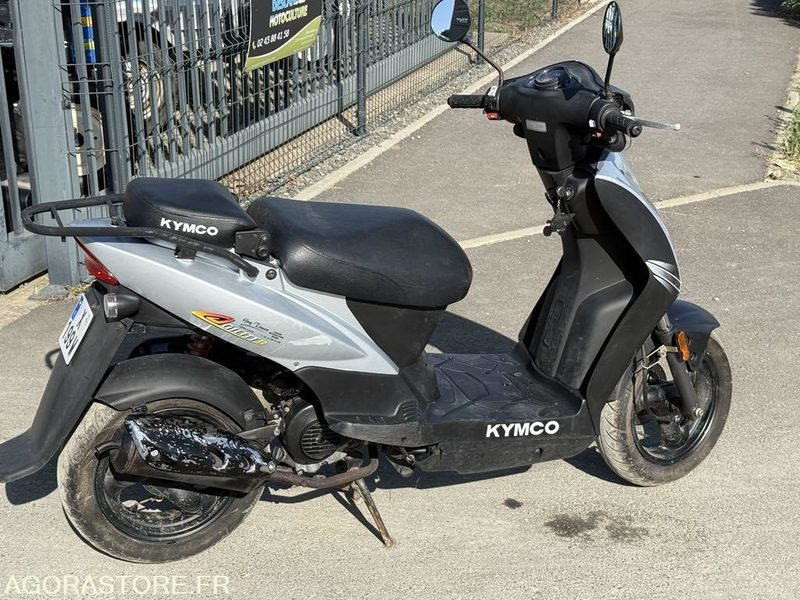 Scooter 50c kymco - Motocyclette: photos 4 Scooter 50c kymco - Motocyclette: photos 4