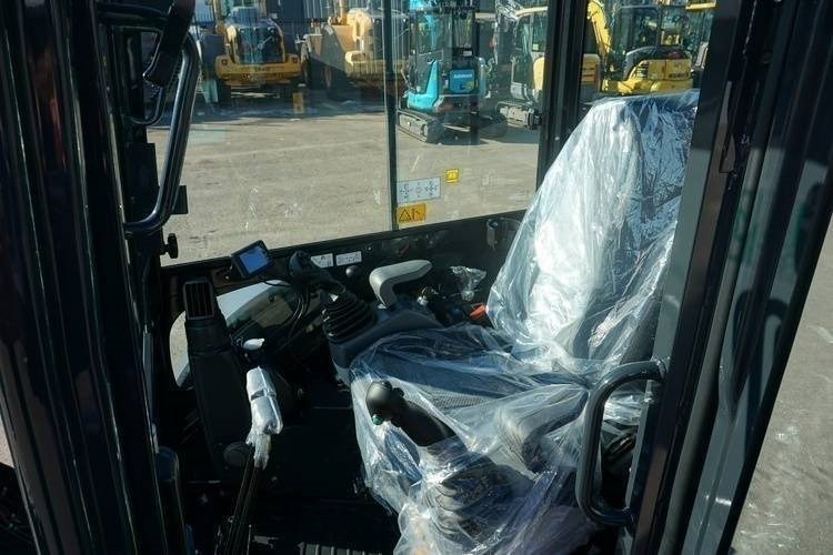 Airman AX 26 U-7 - Mini pelle: photos 5 Airman AX 26 U-7 - Mini pelle: photos 5