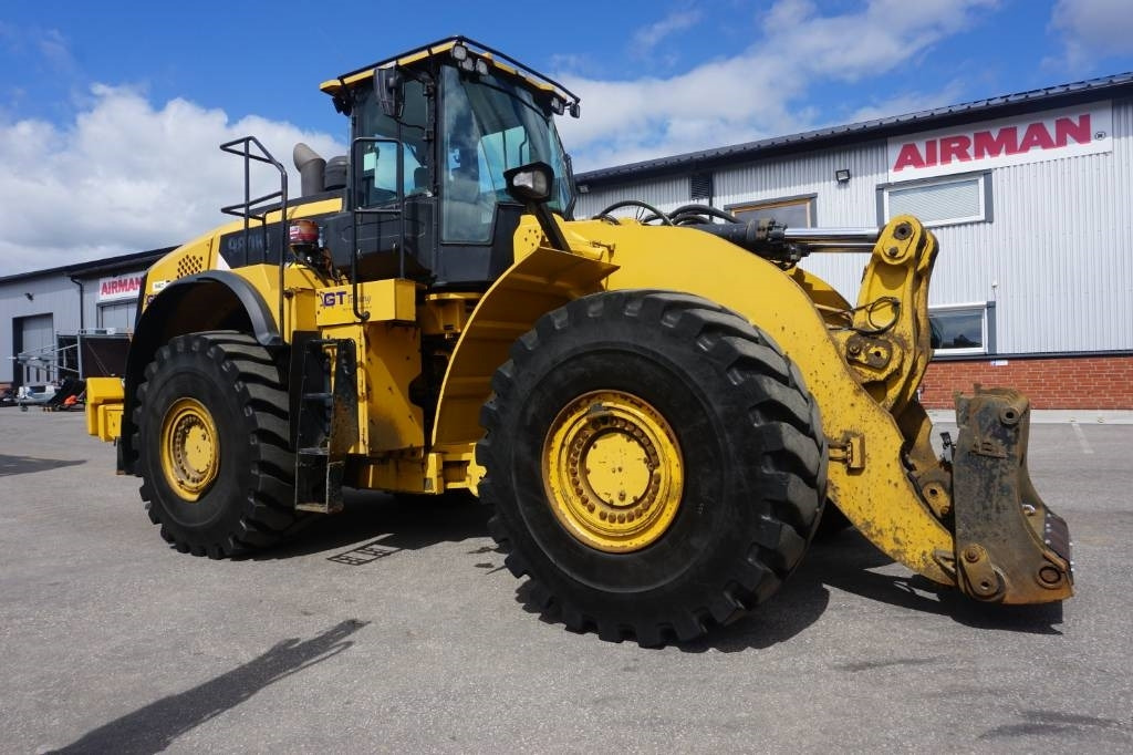 CAT 980M - Chargeuse sur pneus: photos 5 CAT 980M - Chargeuse sur pneus: photos 5