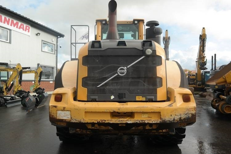 Volvo L220G - Chargeuse sur pneus: photos 3 Volvo L220G - Chargeuse sur pneus: photos 3