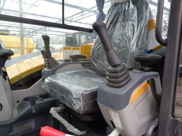 XCMG XE55GA - Pelle sur chenille: photos 5 XCMG XE55GA - Pelle sur chenille: photos 5