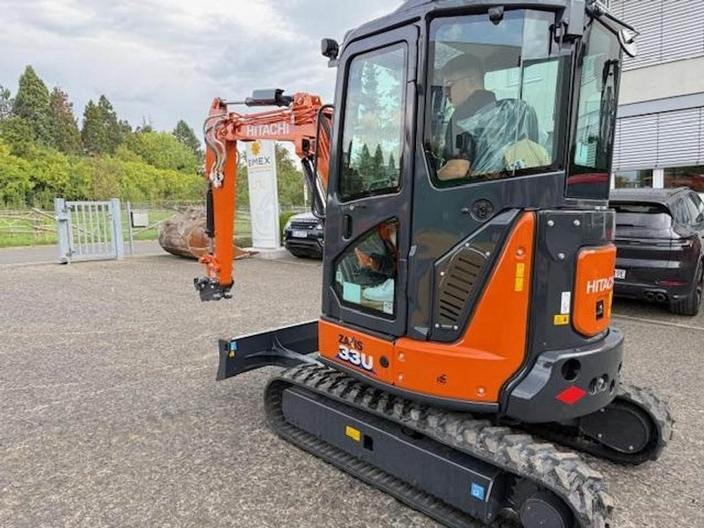 Hitachi ZX33U-6 - Mini pelle: photos 4 Hitachi ZX33U-6 - Mini pelle: photos 4