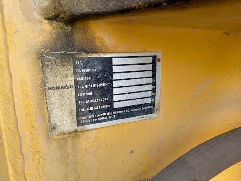 Komatsu WA 470-3H - Chargeuse sur pneus: photos 4 Komatsu WA 470-3H - Chargeuse sur pneus: photos 4