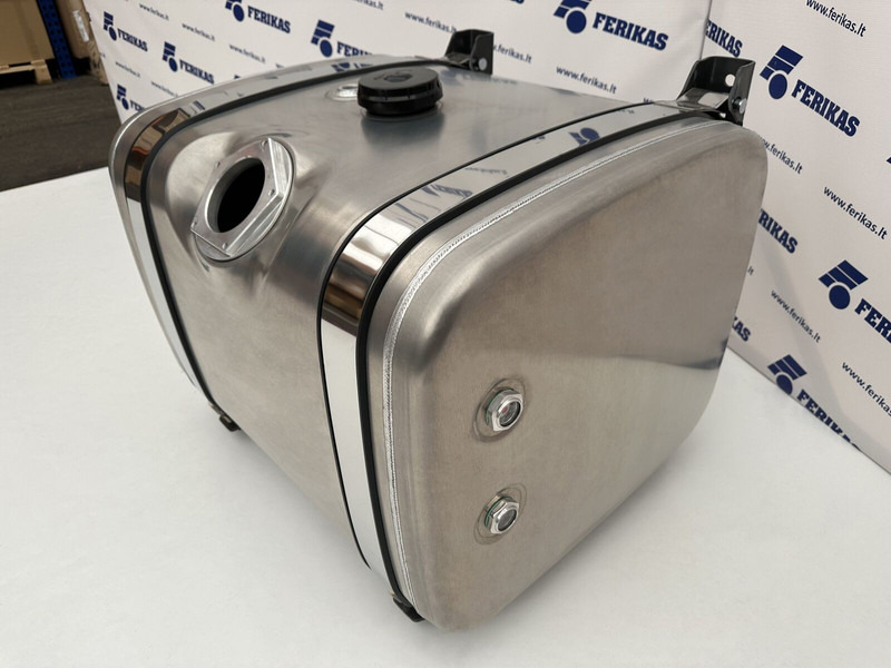 DAF - Réservoir hydraulique pour Camion: photos 2 DAF - Réservoir hydraulique pour Camion: photos 2