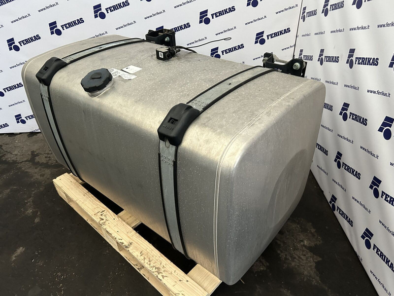 MAN 580L 700x700x1300 - Réservoir de carburant pour Camion: photos 3 MAN 580L 700x700x1300 - Réservoir de carburant pour Camion: photos 3