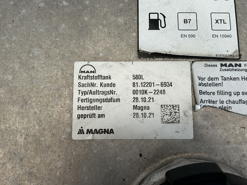 MAN 580L 700x700x1300 - Réservoir de carburant pour Camion: photos 4 MAN 580L 700x700x1300 - Réservoir de carburant pour Camion: photos 4