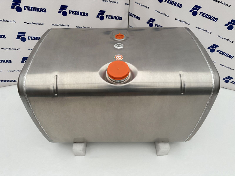 MAN - Réservoir de carburant pour Camion: photos 1 MAN - Réservoir de carburant pour Camion: photos 1