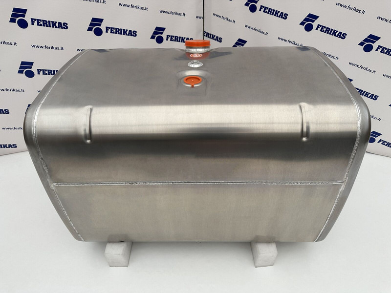 MAN - Réservoir de carburant pour Camion: photos 5 MAN - Réservoir de carburant pour Camion: photos 5