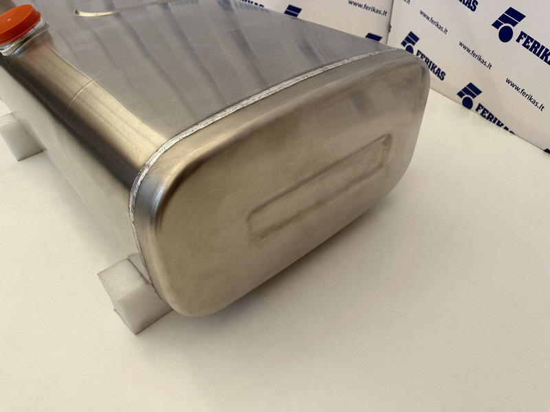 MAN New aluminum fuel tank 200L - Réservoir de carburant pour Camion: photos 2 MAN New aluminum fuel tank 200L - Réservoir de carburant pour Camion: photos 2